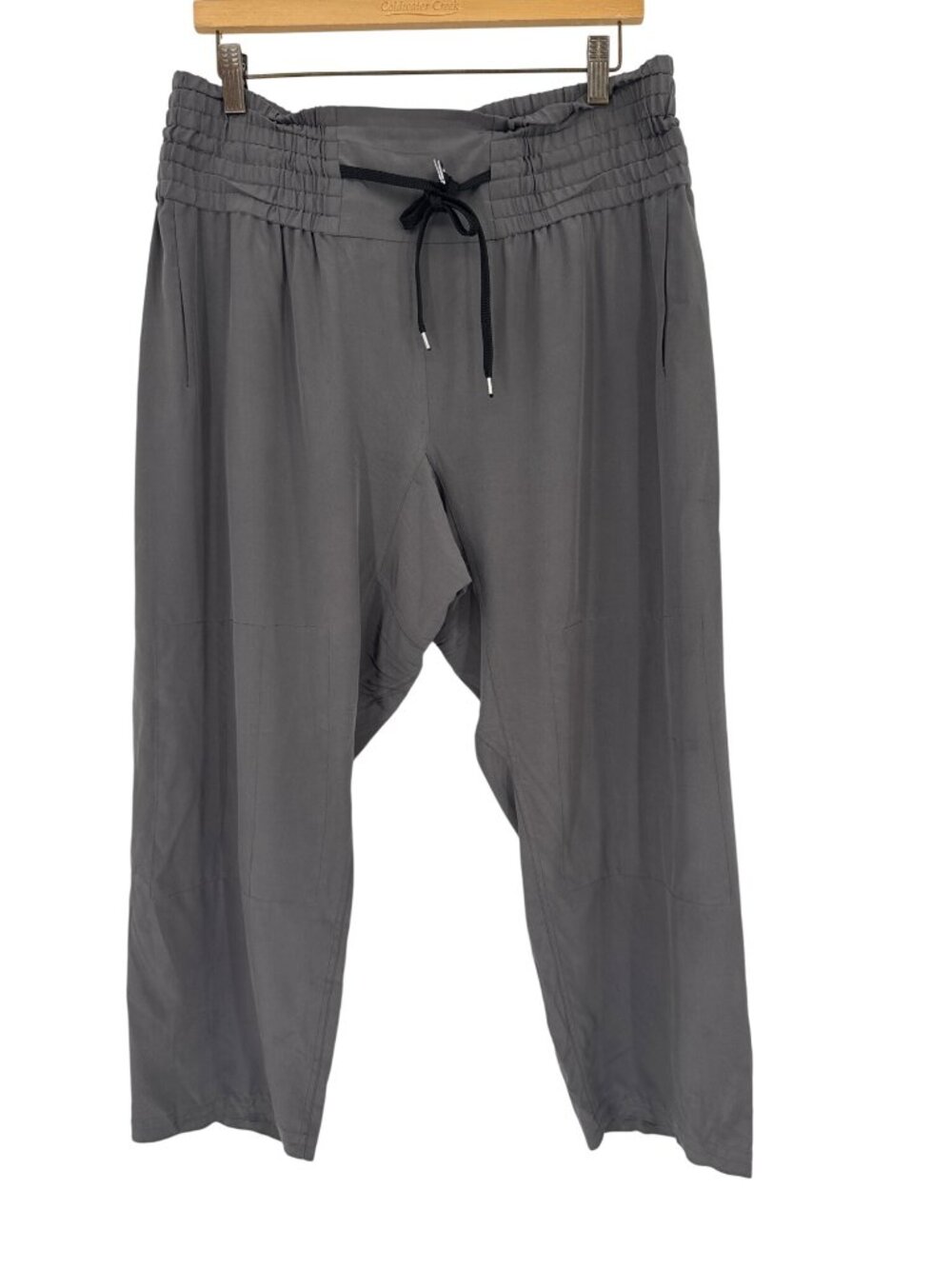 Diane Von Furstenberg Gray Silk Womens Pants Size 6 cropped